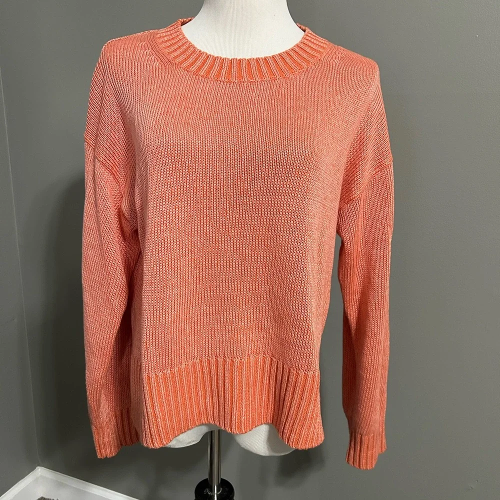 J.Crew women’s size medium long sleeve cable‎ knit sweater